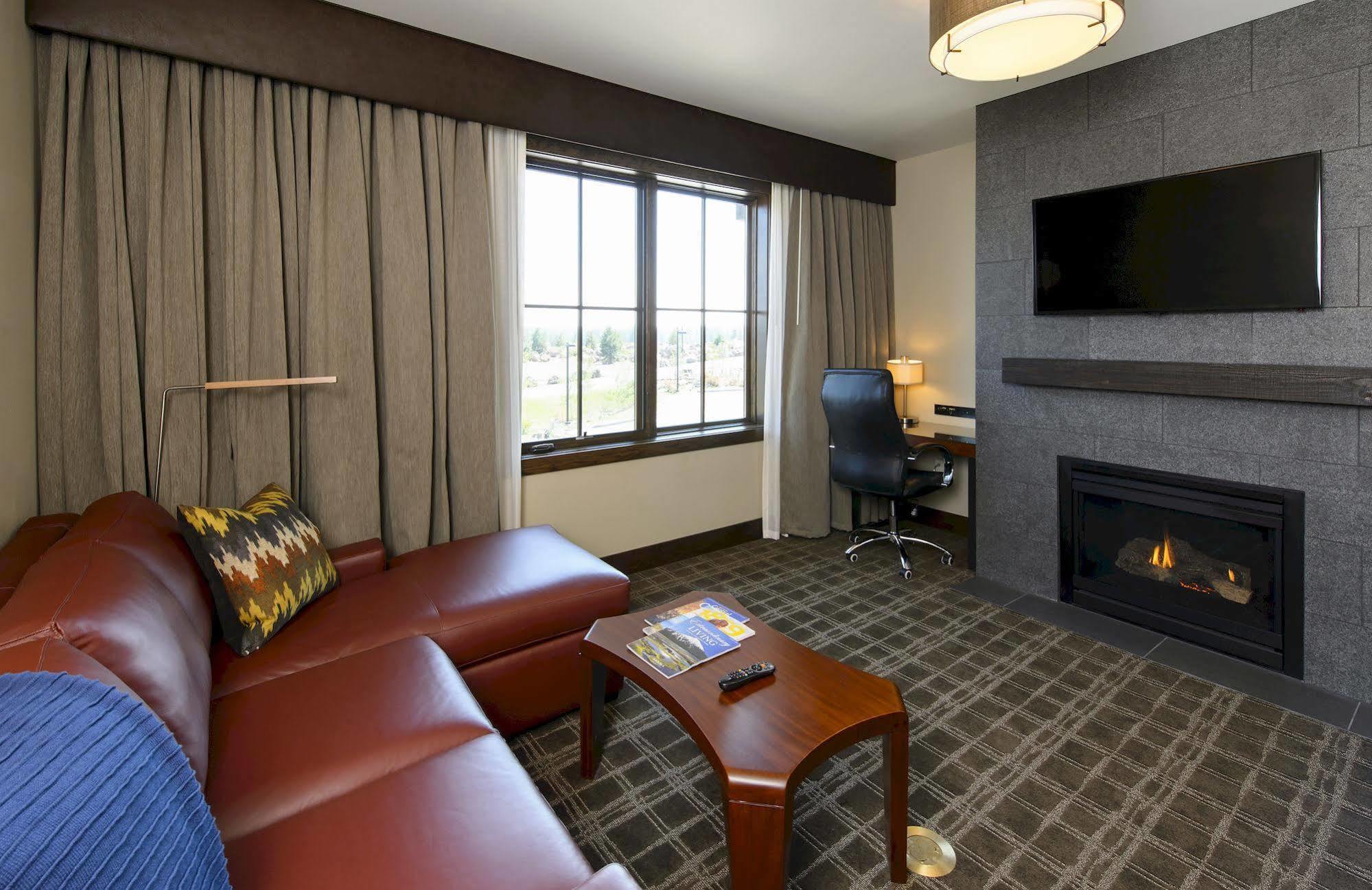 Tetherow Hotel Deschutes River Woods Eksteriør bilde