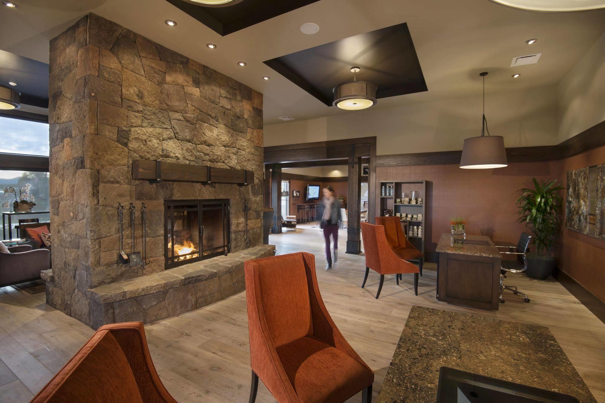 Tetherow Hotel Deschutes River Woods Eksteriør bilde